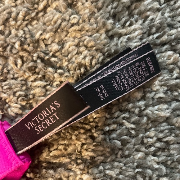 Victorias Secret Very Sexy push-up bra 32b - Picture 2 of 8